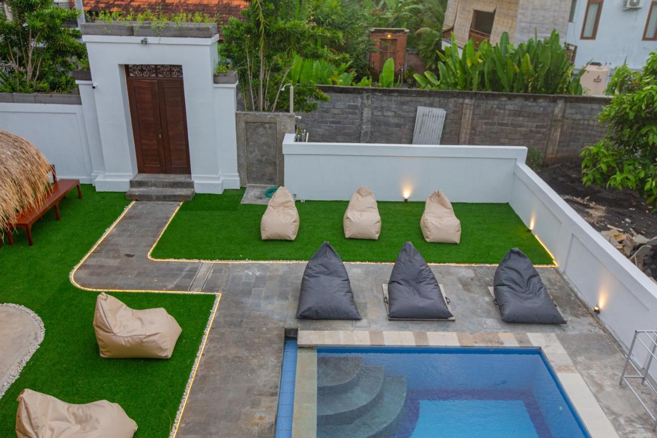 Zentiga Surf Hostel Canggu Exteriör bild